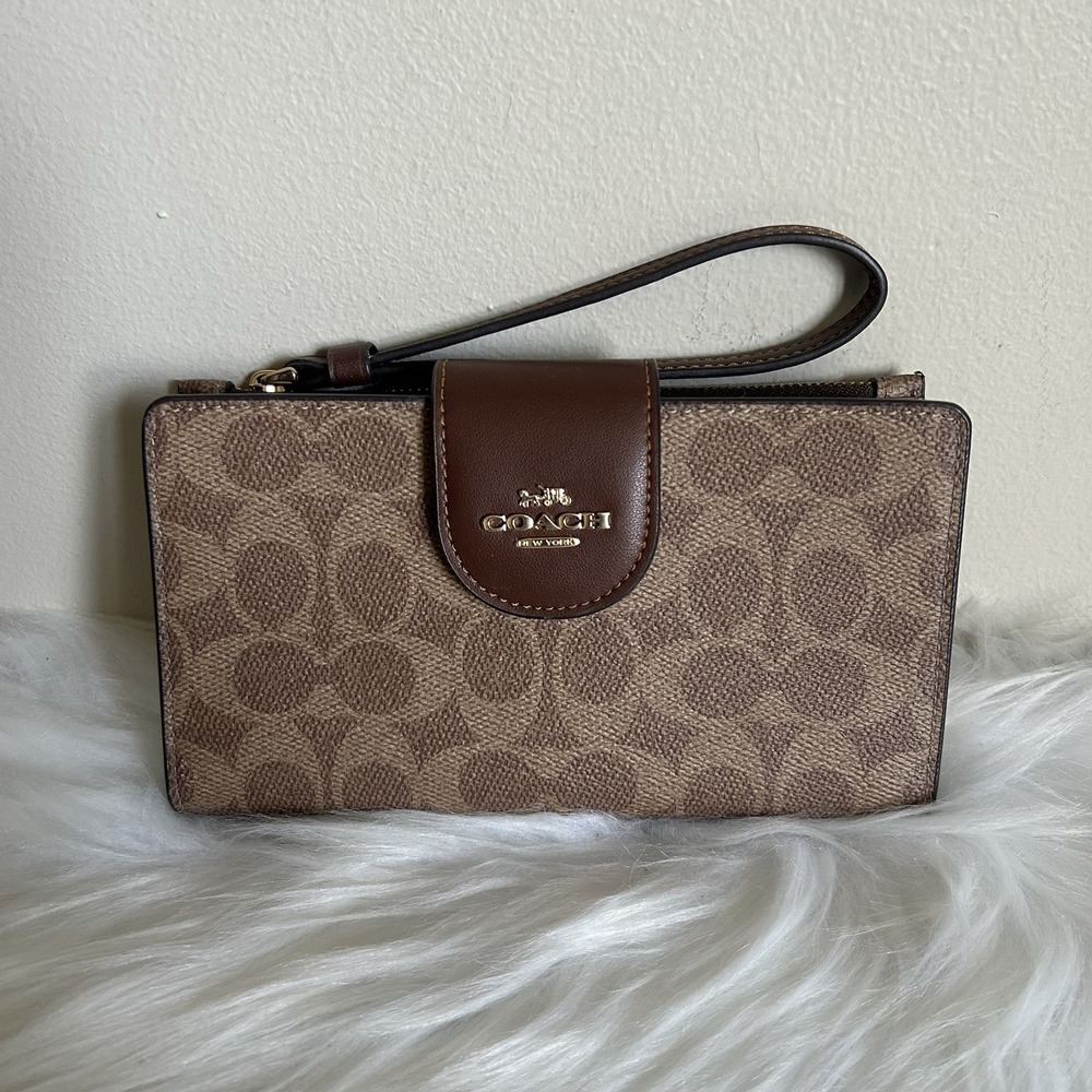 Coach Wynne Tan Rust Signature Coated Canvas Wristlet Wallet Excellent